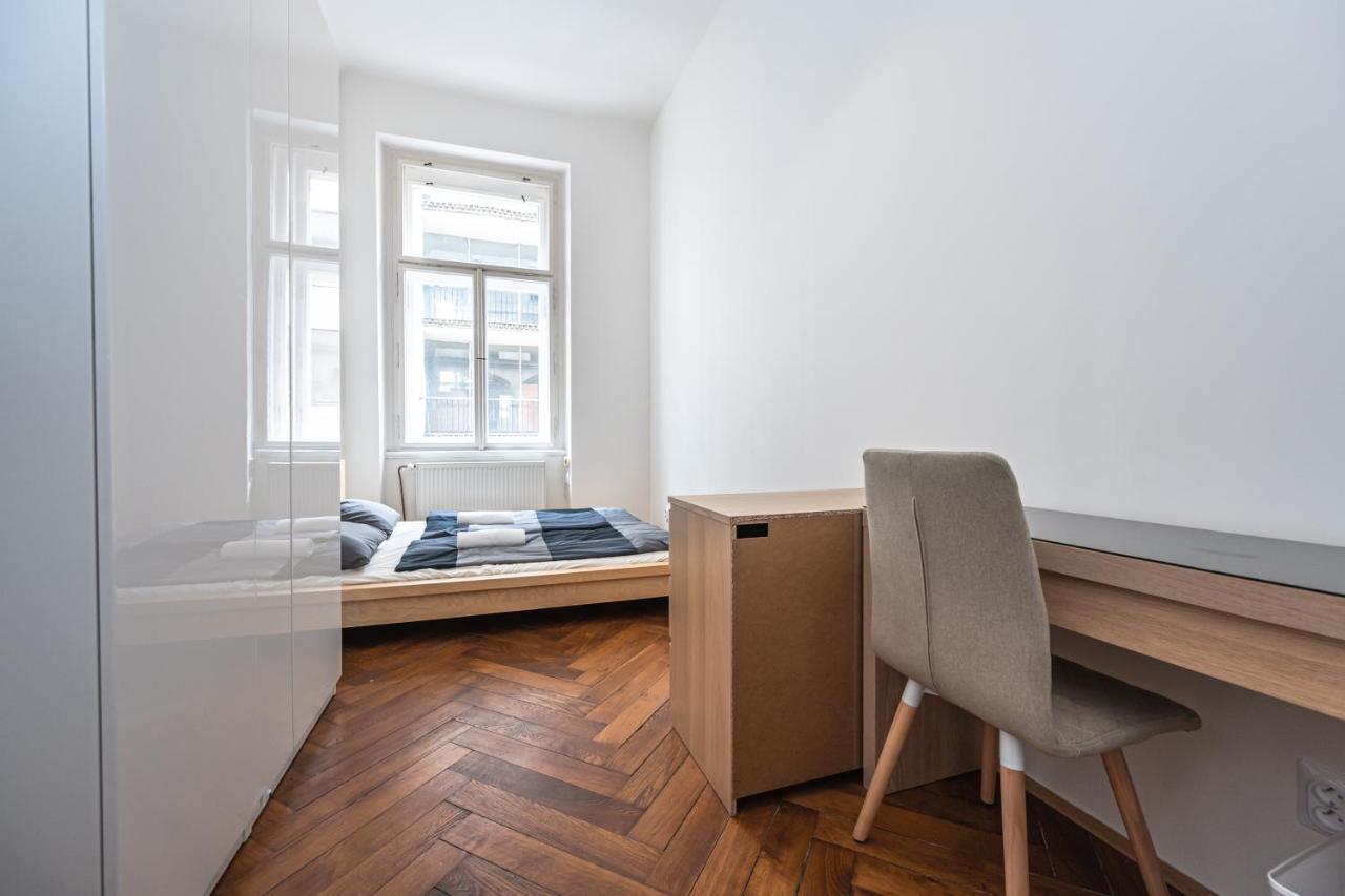 New Town Central Apartment 프라하 외부 사진