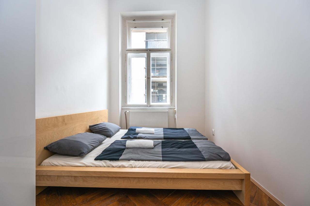 New Town Central Apartment 프라하 외부 사진